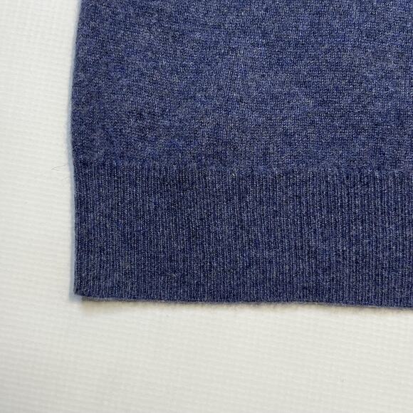 Saks Fifth Avenue Sweater Mens Large Blue Cashmere Pullover V Neck Soft Classic - Picture 3 of 11